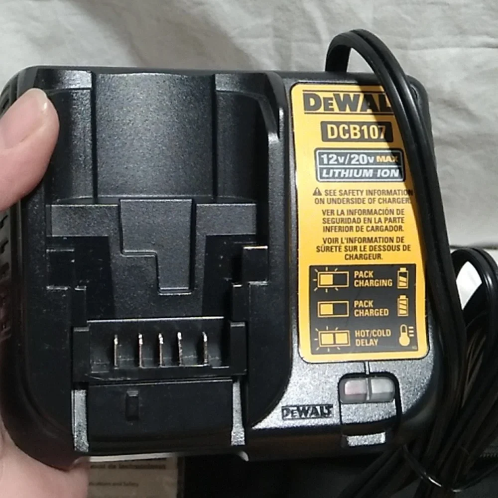 Dewalt 20V Combo Drill Sawzall 2 Batteries 1 Charger Only Sawzall Used - Picture 5 of 16